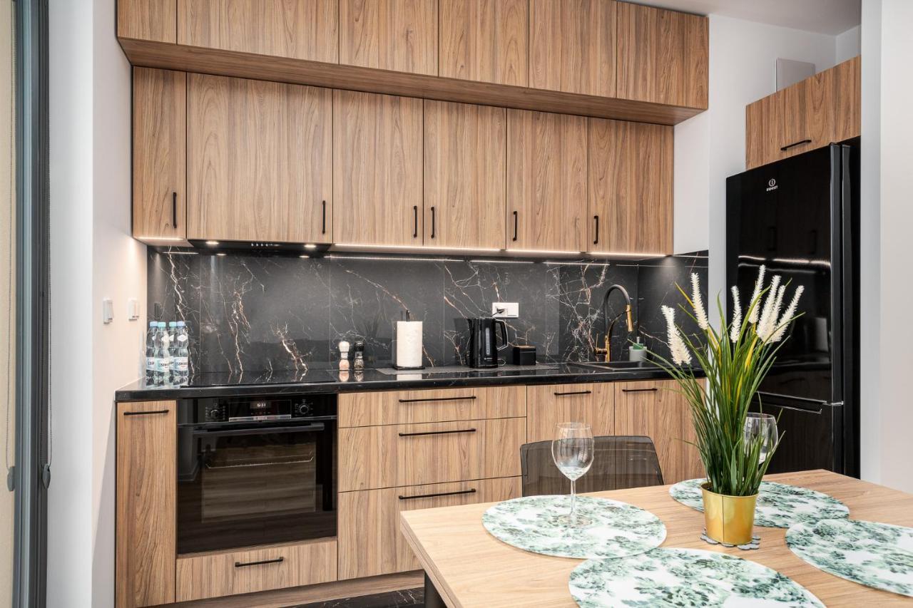 Apart D&K Free Parking Marcina Kasprzaka 29C Apartment Varşovia Exterior foto